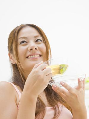 フルボ酸化粧品の秘密を解明！自然派美容の新常識とその効果とは