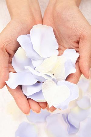 目頭切開についてご紹介しています