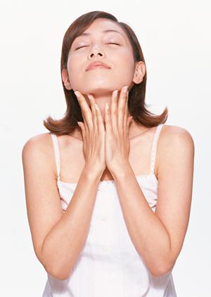 交通事故後の頭痛などの治療に新潟市のひまわり整骨院